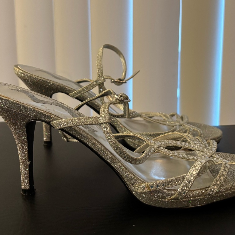 Nina Silver Glitter Women’s Dress Shoes Heels with Straps Size 9M - Picture 5 of 12